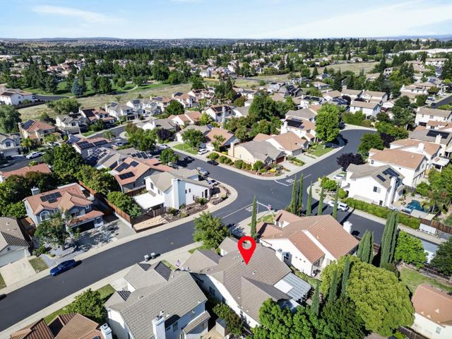 2211 Vail Ct, Rocklin, CA 95765
