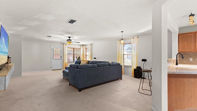 600 Planters Pass, Schertz, TX 78154