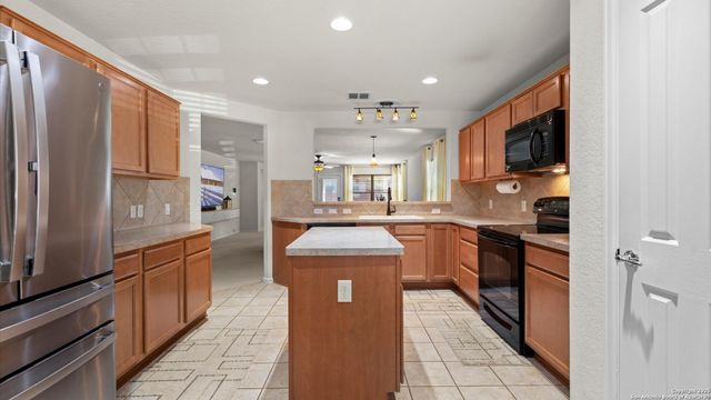 600 Planters Pass, Schertz, TX 78154