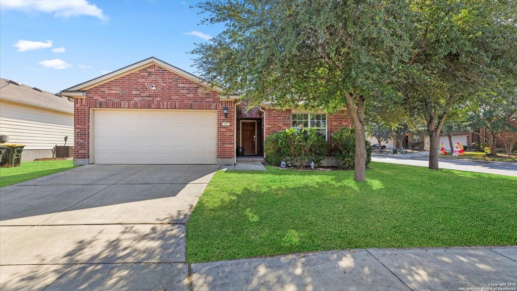 600 Planters Pass, Schertz, TX 78154