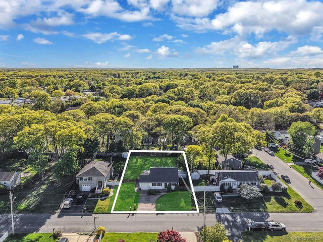 39 Superior Street, Port Jefferson Station, NY 11776