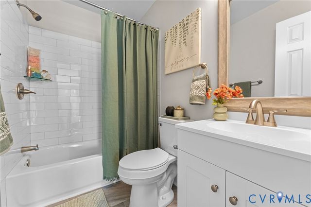 1716 Almond Creek North Ter, Henrico, VA 23231