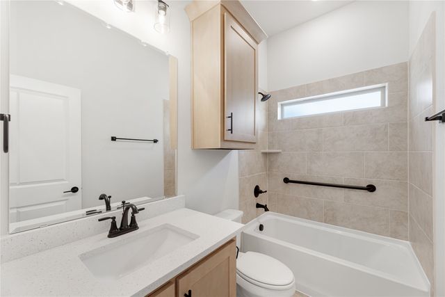 2315 Legacy Oaks Lane, Bedford, TX 76021