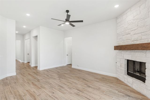 2315 Legacy Oaks Lane, Bedford, TX 76021