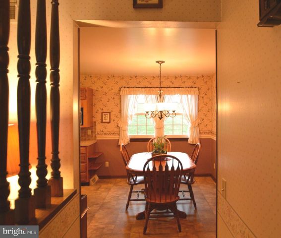 901 COOL SPRING RD, Manheim, PA 17545