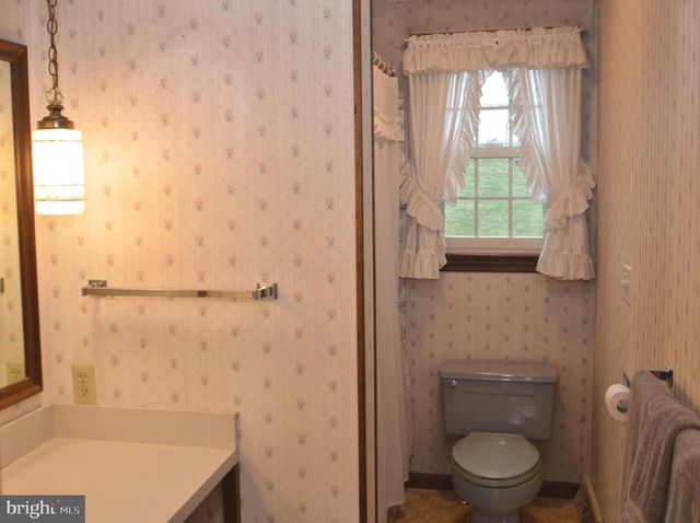 901 COOL SPRING RD, Manheim, PA 17545