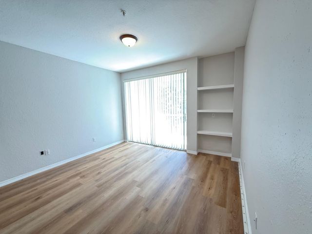 2537 MAITLAND CROSSING WAY 12-201, Orlando, FL 32810