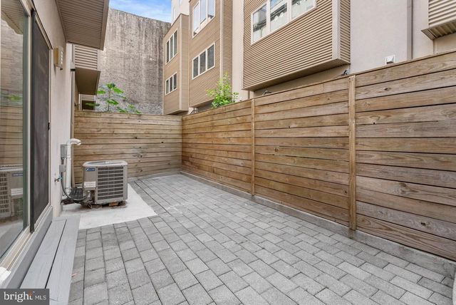 618 N AMERICAN ST, Philadelphia, PA 19123