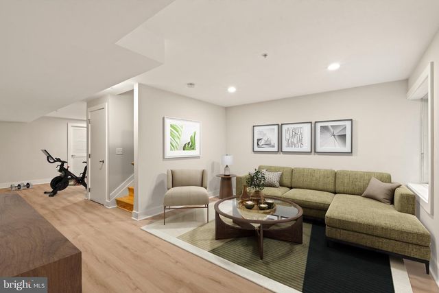 618 N AMERICAN ST, Philadelphia, PA 19123