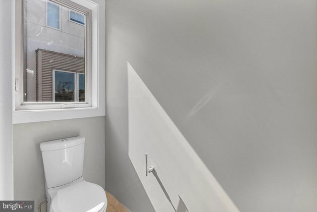 618 N AMERICAN ST, Philadelphia, PA 19123