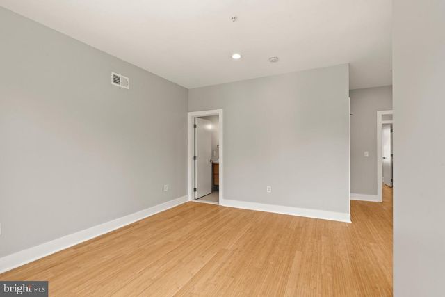 618 N AMERICAN ST, Philadelphia, PA 19123