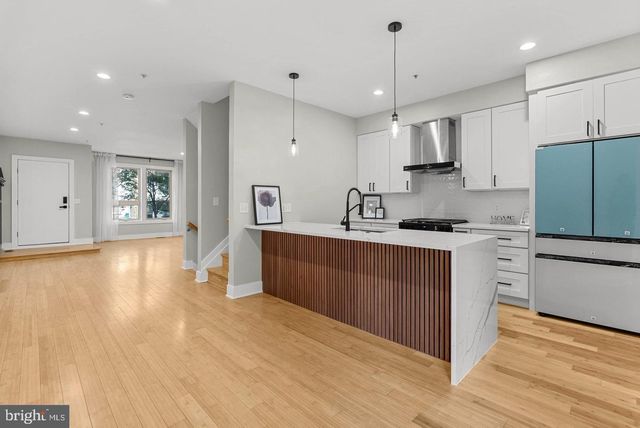 618 N AMERICAN ST, Philadelphia, PA 19123