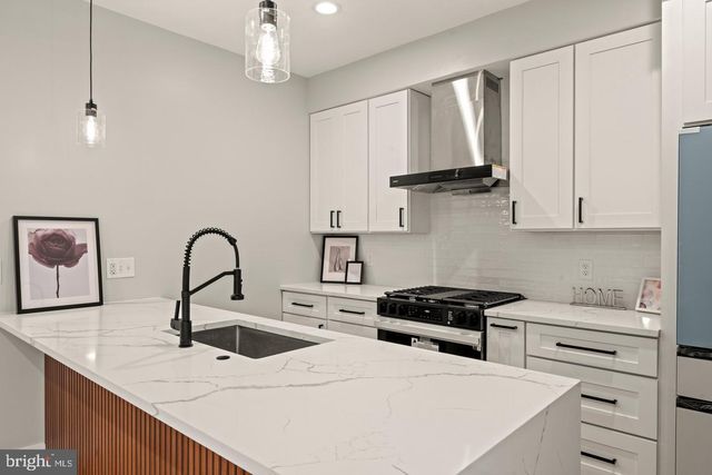 618 N AMERICAN ST, Philadelphia, PA 19123