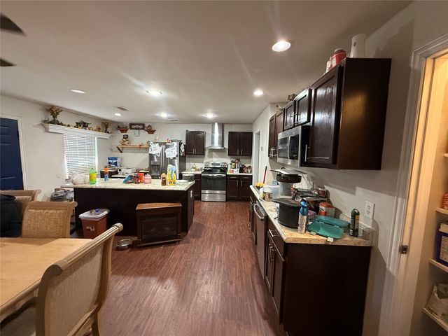 2721 Westview Drive, Mesquite, TX 75150