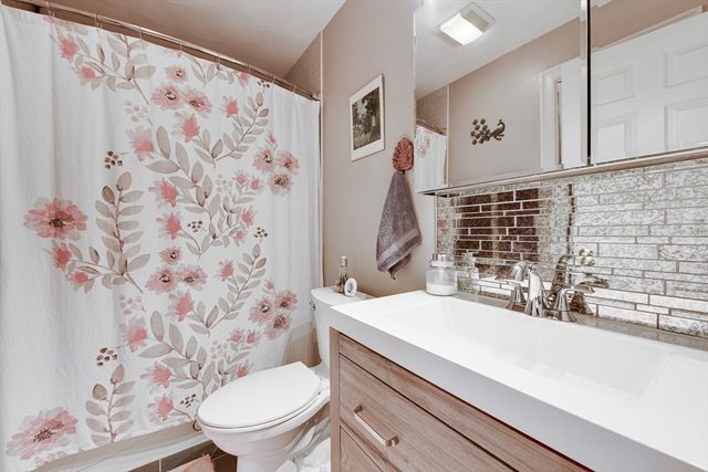 557 Salem St 3, Malden, MA 02148