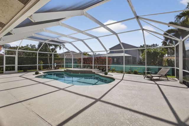 123 Fernwood Crescent, Royal Palm Beach, FL 33411