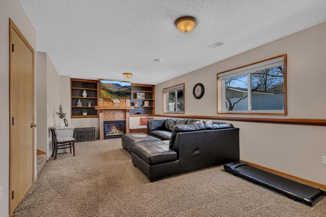 810 Popplewood Court, Waite Park, MN 56387