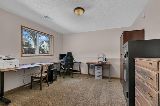 810 Popplewood Court, Waite Park, MN 56387