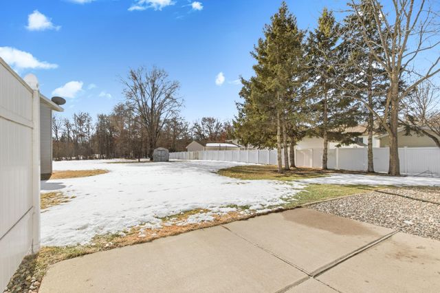 810 Popplewood Court, Waite Park, MN 56387