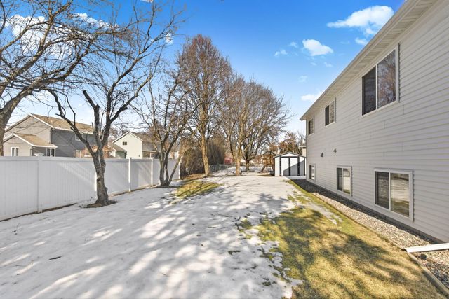 810 Popplewood Court, Waite Park, MN 56387