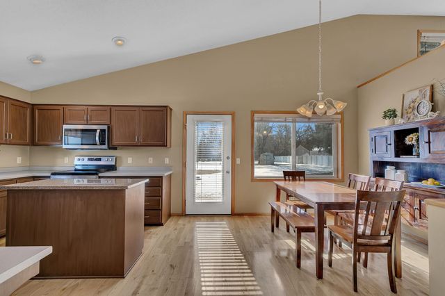 810 Popplewood Court, Waite Park, MN 56387