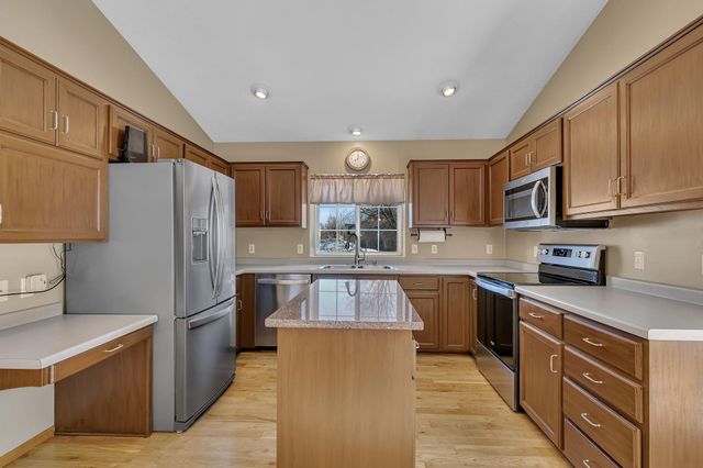 810 Popplewood Court, Waite Park, MN 56387