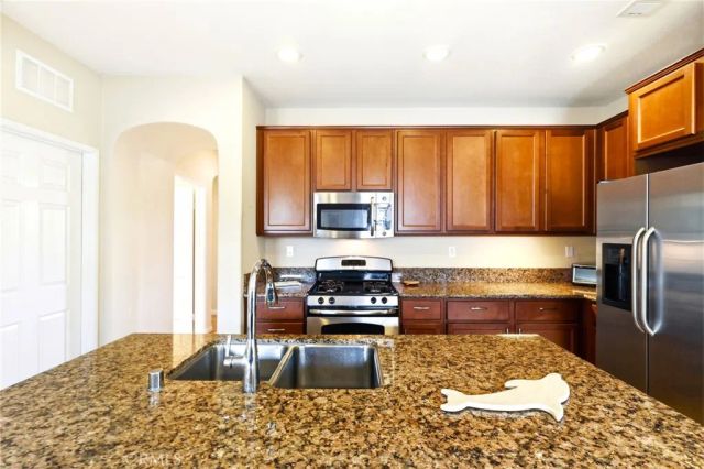 4317 Junction 103, Corona, CA 92883