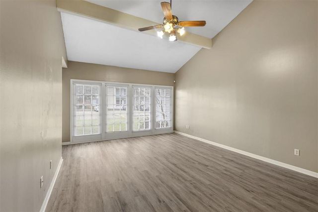 4000 Louisiana Drive B, Lake Charles, LA 70607