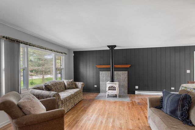13981 W Stiehr Road, Wadsworth, IL 60083