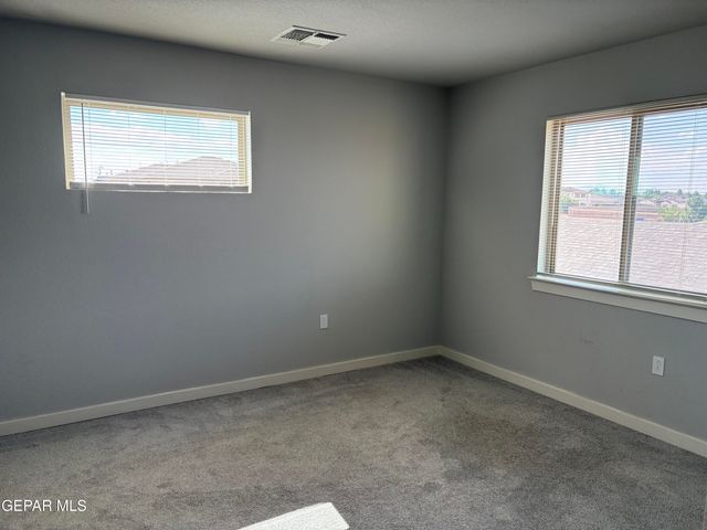 11571 Leonor Duran Street, Socorro, TX 79927