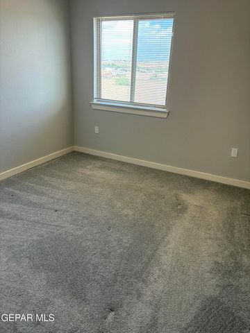 11571 Leonor Duran Street, Socorro, TX 79927