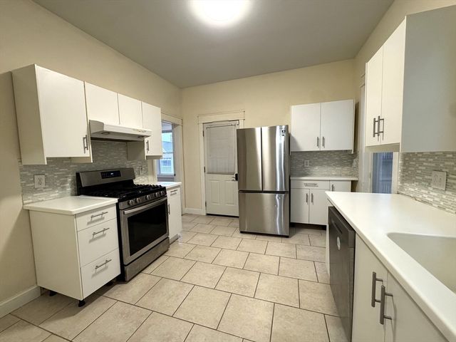24 Weld Hill St. 2, Boston, MA 02130