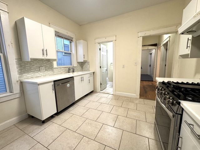 24 Weld Hill St. 2, Boston, MA 02130