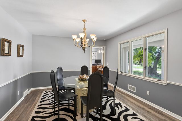 4730 Fairhills Road E, Minnetonka, MN 55345