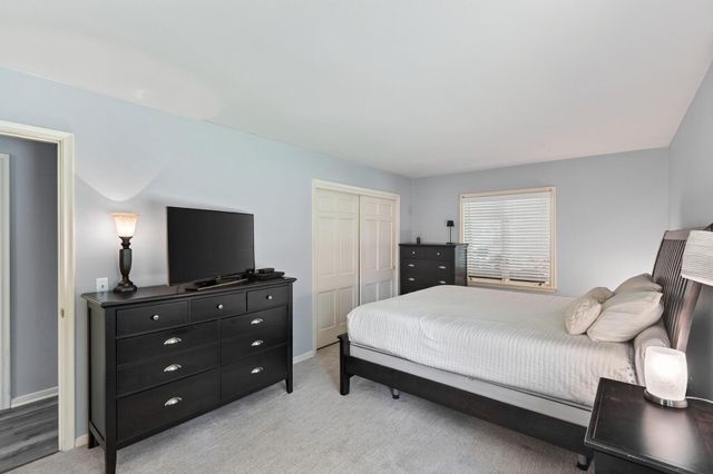 4730 Fairhills Road E, Minnetonka, MN 55345