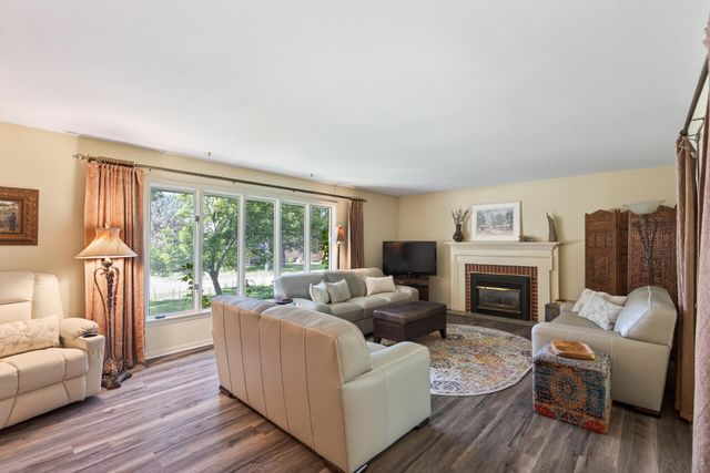 4730 Fairhills Road E, Minnetonka, MN 55345