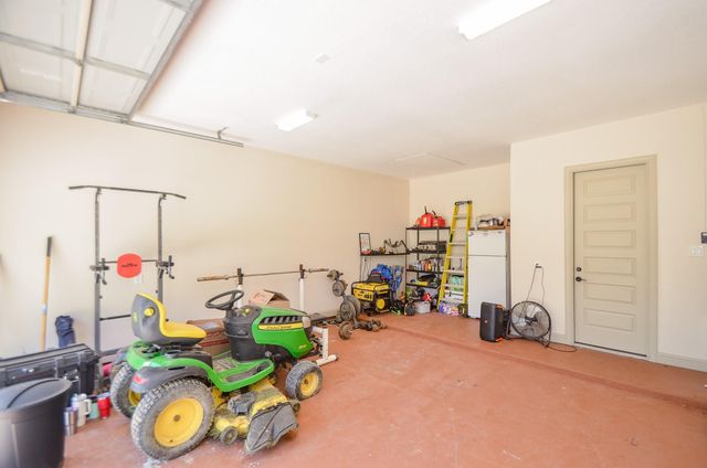 12987 Highway 105, Cleveland, TX 77327