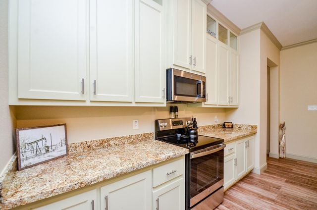 12987 Highway 105, Cleveland, TX 77327