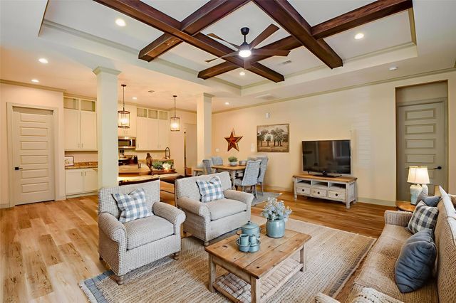 12987 Highway 105, Cleveland, TX 77327