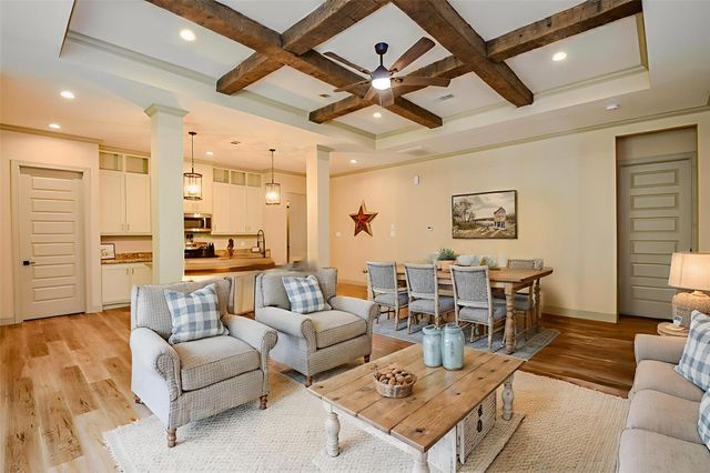 12987 Highway 105, Cleveland, TX 77327