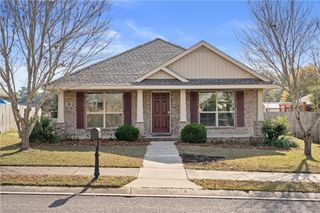 319 Bloomsbury Avenue, Fairhope, AL 36532