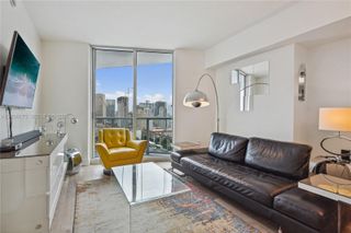 185 SW 7th St 2105, Miami, FL 33130