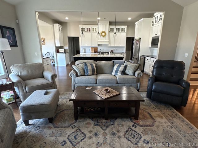 2323 N Oak Grove Road, Drumright, OK 74030