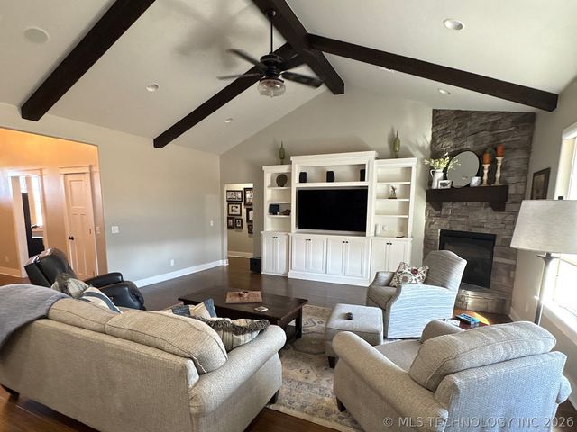 2323 N Oak Grove Road, Drumright, OK 74030