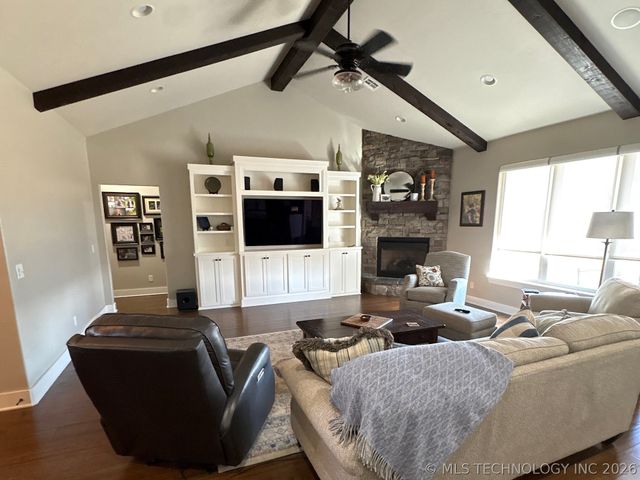 2323 N Oak Grove Road, Drumright, OK 74030