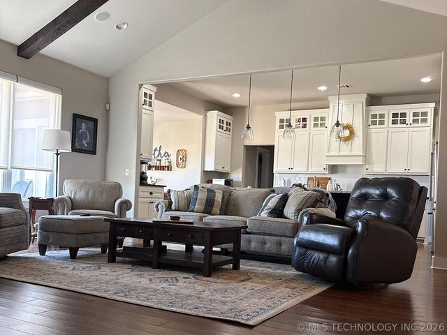 2323 N Oak Grove Road, Drumright, OK 74030