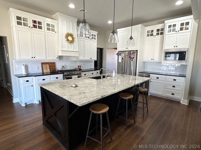 2323 N Oak Grove Road, Drumright, OK 74030