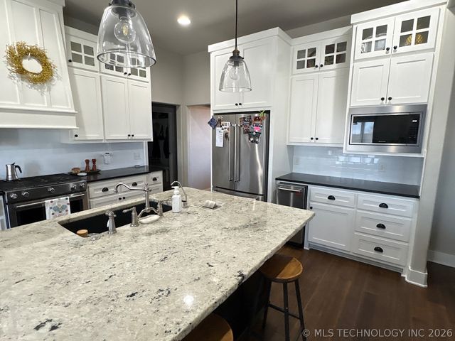 2323 N Oak Grove Road, Drumright, OK 74030