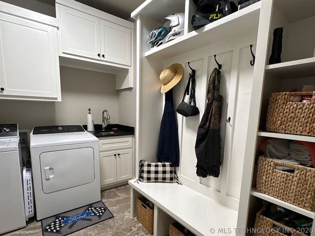 2323 N Oak Grove Road, Drumright, OK 74030