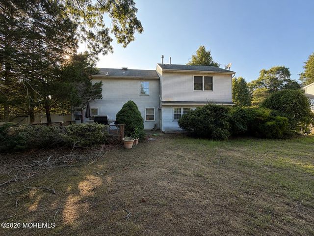 613 Branch Drive, Toms River, NJ 08755